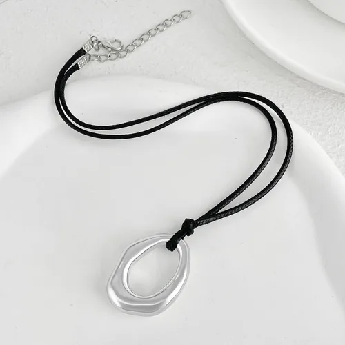 Vista 5 de YANCHUN Collar occidental con dije grueso, collar de cordón de joyería bohemia con colgante, accesorios de joyería A1: Gargantilla gruesa de plata