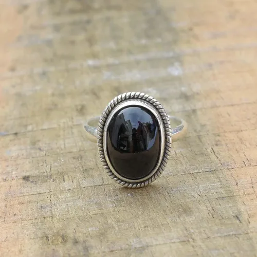 Vista 2 de 925 Sterling Silver Ring For Women, Natural Black Onyx Ring, Silver Statement Ring, Bezel Set Oval Black Gemstone Hypoallergenic Handmade Ring
