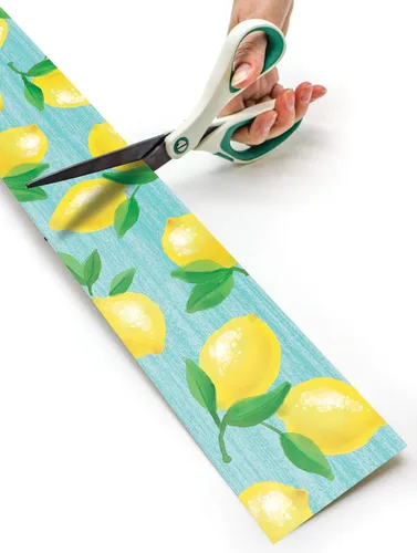 Vista 4 de Teacher Created Resources Borde enrollado recto Lemon Zest – 50 pies – Decora tablones de anuncios, paredes, escritorios, ventanas, puertas