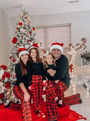 Vista 2 de Ekouaer Juego de pijamas de Navidad para familia a juego, para niños y niñas, para hombre y mujer, ropa de dormir de vacaciones PJ Sets, pijama