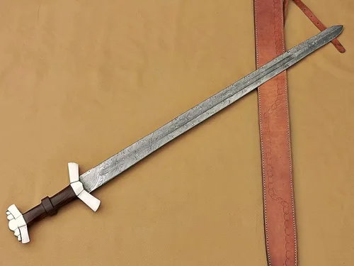 Vista 3 de Espada vikinga de acero de Damasco hecha a mano con mango de madera de rosa Espada medieval con vaina.