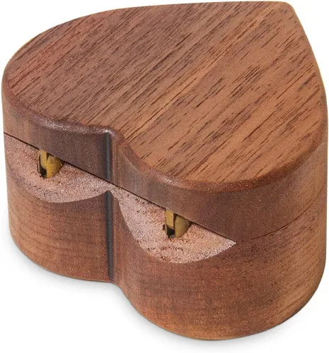Vista 5 de Caja de compromiso pequeña de madera en forma de corazón para propuesta, ceremonia de boda, regalo de cumpleaños (fórmula grabada de amor)