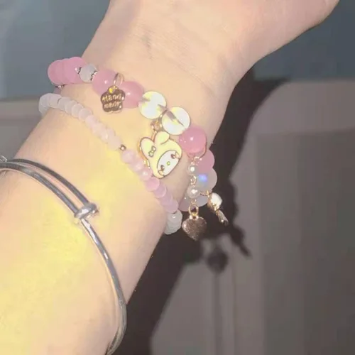 Vista 4 de NIQIPOK Juego de pulseras Kawaii con cuentas de cristal elástico de dibujos animados para joyas de amistad