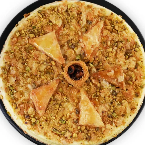 Vista 3 de ANDY ANAND CHOCOLATIER Lujosa tarta de queso Baklava: fusión de miel turca y crema de California - Delicia de postre gourmet de 9 pulgadas, 2.8