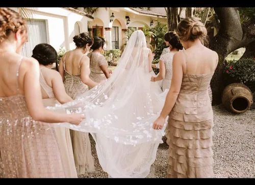 Vista 3 de Velos de boda para novias, 1 nivel, color marfil, con peine