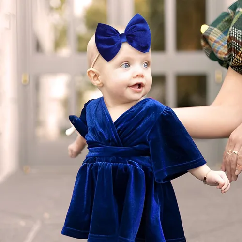 Vista 2 de YanJie Lazos de terciopelo para bebé niña, diademas de nailon suaves para recién nacidos, diademas hechas a mano para bebé, accesorios