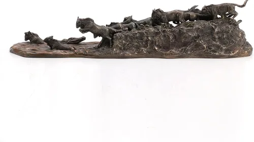 Vista 7 de Veronese Design Estatua de resina de gran migración de 17 pulgadas con acabado de bronce
