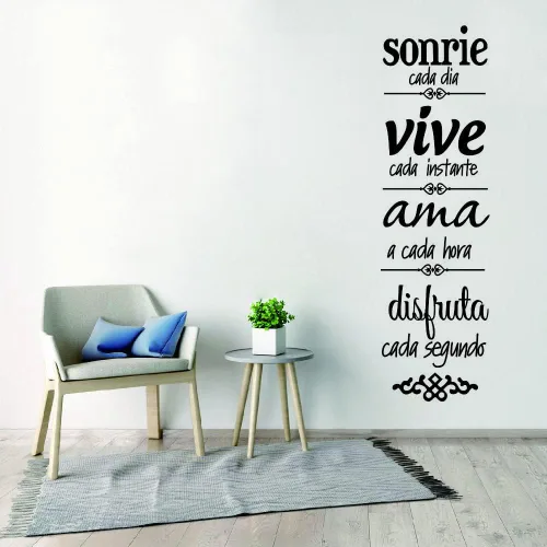 Vista 7 de Calcomanía de pared con reglas familiares inspiradoras españolas, Sonríe, Vive, cita AMA para comedor y sala de estar, arte de vinilo de PVC