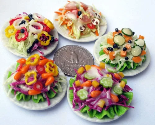 Vista 4 de 5 ensaladas surtidas con plato para casa de muñecas, comida en miniatura, escala 1:6, comida de arcilla realista para casas de muñecas, accesorios