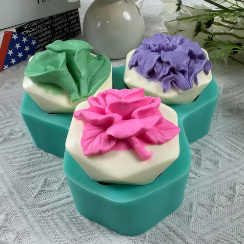 Vista 5 de Molde de jabón hexagonal para alivio de flores, 3 cavidades, molde de silicona para jabón natural, vela perfumada, cera de chocolate, mousse