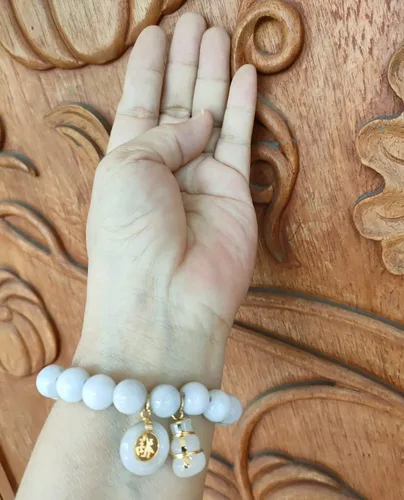 Vista 8 de Pulsera de jade para mujer, cuentas de piedras preciosas naturales con colgante, moneda, suerte y calabaza, poderosa prosperidad tailandesa éxito