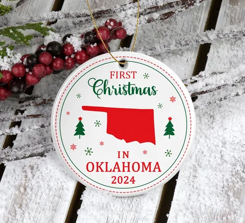 Vista 2 de Adorno de la primera Navidad en Oklahoma 2023 – Decoración colgante de árbol para amantes de la celebración de Navidad – Regalo de festival
