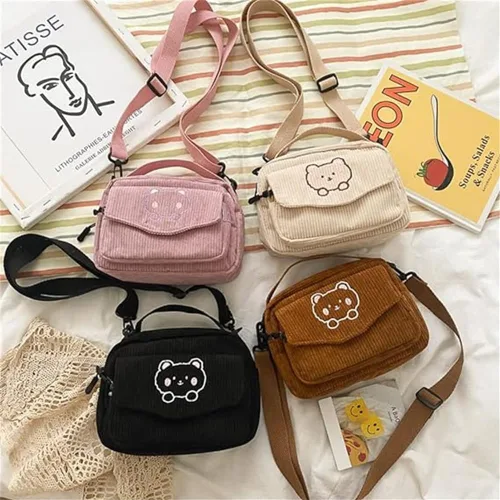 Vista 6 de Lindas bolsas kawaii, carteras estéticas, pequeñas de pana cruzada con llaveros de oso, regalo kawaii para mujeres, adolescentes y niñas