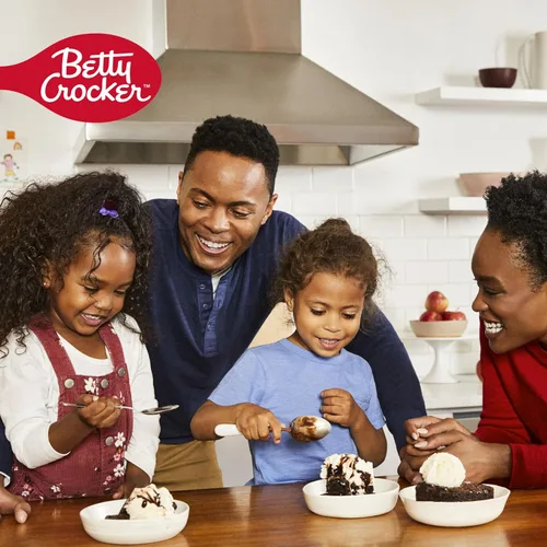 Vista 9 de Betty Crocker Reese's Brownie Mix con chips de mantequilla de maní Reese's, 16 onzas