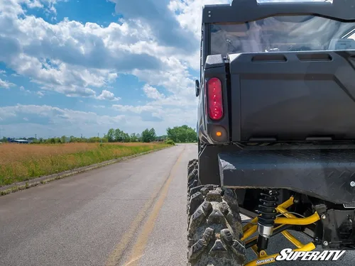 Vista 3 de SuperATV Kit de señal de giro para Can-Am Defender HD 5/8/10/DPS/MAX/Cab/XT/XTP con interruptor de palanca y bocina de tablero - Plug and Play
