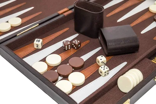 Vista 2 de Tompkins Square Backgammon Set - Disponible en tamaños pequeños, medianos y grandes