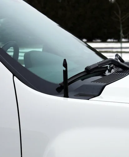 Vista 5 de AntennaMastsRus – 2010 – 2018 Dodge Ram Truck 2500 – antena de Repuesto, Negro