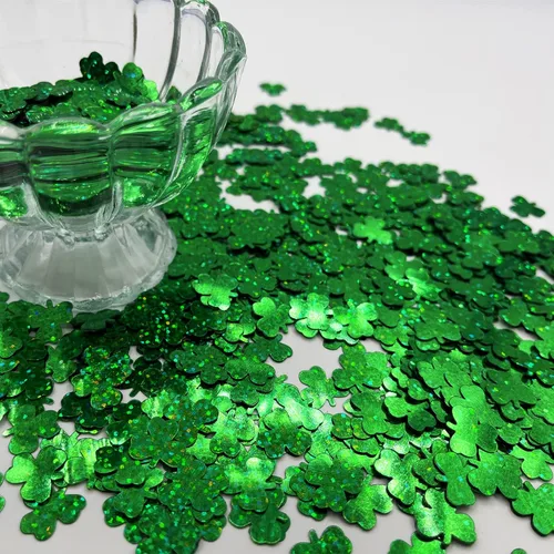 Vista 4 de Miles de piezas de confeti verde con purpurina para el día de San Patricio, trébol de la suerte, recortes de trébol con purpurina irlandesa