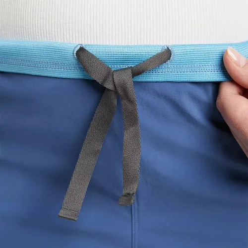 Vista 3 de Eddie Bauer Pantalones cortos Cove Trail para mujer