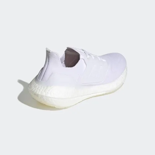 Vista 5 de adidas Tenis de correr Ultraboost 22 para mujer