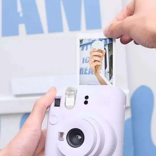 Vista 6 de Fujifilm Película Instax Mini – Paquete doble de 20 EXP en total, ISO 800, compatible con Instax Mini Evo, 12, 11, 9 modelos, incluye paño