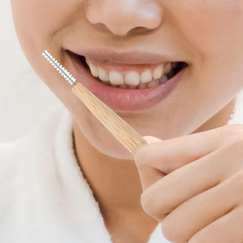 Vista 8 de HEALLILY 30pcs cepillos interdentales con mango de bambú 0.039 in entre dientes cepillo de dientes limpiador de higiene oral gingival hilo dental