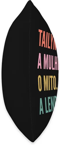 Vista 2 de Funny Portuguese First Name Design - Tailynn Throw Pillow