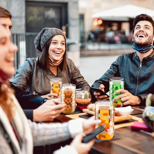Vista 5 de Meekoo - 8 tazas de vidrio de Navidad, tapas de bambú, pajitas de 16 onzas
