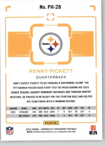 Vista 2 de 2022 Panini Chronicles Photogenic #28 Kenny Pickett Pittsburgh Steelers RC Rookie Card Official NFL Football Card in Raw (NM or Better) Condition