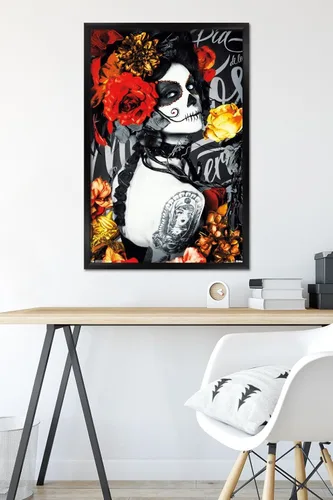 Vista 6 de Trends International Día De Los Muertos - Póster de pared de tatuaje, 22.375 x 34 pulgadas, versión enmarcada en negro Versión con marco negro