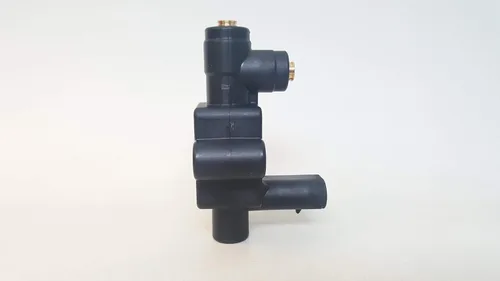 Vista 3 de Volvo Válvula solenoide de camión 20807261