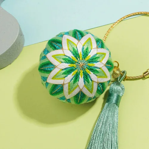Vista 9 de Elecrelive DIY Bordado Temari Bola Azul Flor Bordado Hilo Bolas Estilo A01