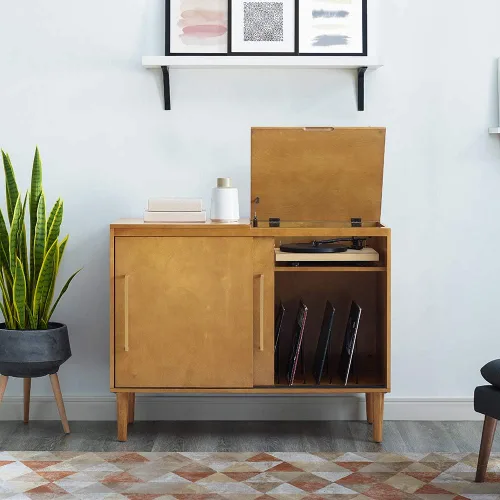 Vista 4 de Consola de medios y soporte para tocadiscos Crosley Furniture Everett con almacenamiento para discos de vinilo, color Avellano Acorn