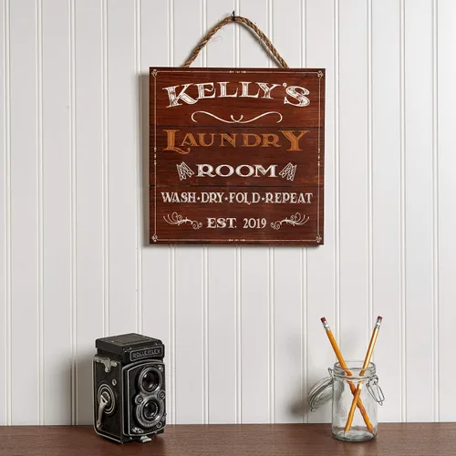 Vista 2 de Artblox Decoración personalizada para cuarto de servicio, letrero de nombre de madera 100% real, letreros de apellido para el hogar, letrero