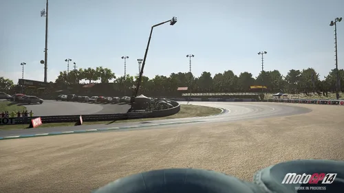 Vista 18 de MotoGP 14 - Xbox 360