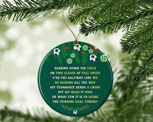 Vista 3 de Adorno redondo de cerámica de fútbol – Jingle All The Way – Adorno de Navidad – Adorno de Navidad para regalo de jugador de fútbol – Adorno