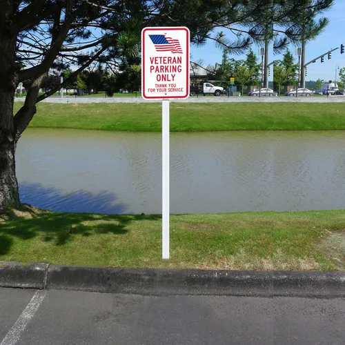 Vista 3 de SmartSign Letrero de metal con texto en inglés "Veteran Parking Only - Thank You For Your Service" de 18 x 12 pulgadas con símbolo de la bandera