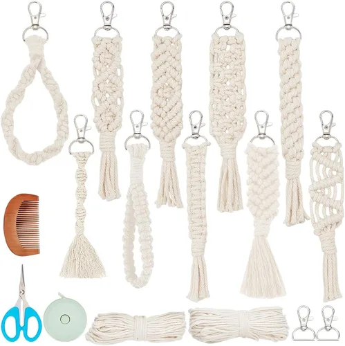 Vista 8 de INFUNLY Juego de 4 llaveros de macramé con forma de corazón, mini llaveros de macramé estilo bohemio para bolsas de macramé, colgantes de corazón