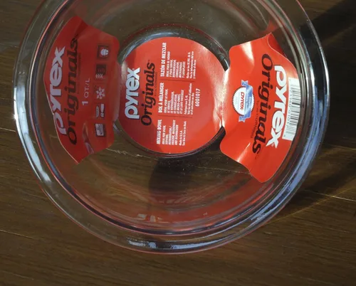 Vista 2 de Pyrex Smart Essentials vidrio Bol para mezclar Sets, Fine, 1 Cuarto de galón, Transparente
