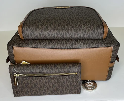 Vista 5 de MICHAEL Michael Kors Jaycee - Mochila grande con bolsillo con cremallera y gancho para cartera triple grande
