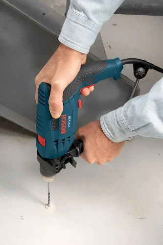 Vista 2 de Bosch 1191VSRK Taladro perforador de una velocidad de 12 V, 120 V con boquilla de 1/2