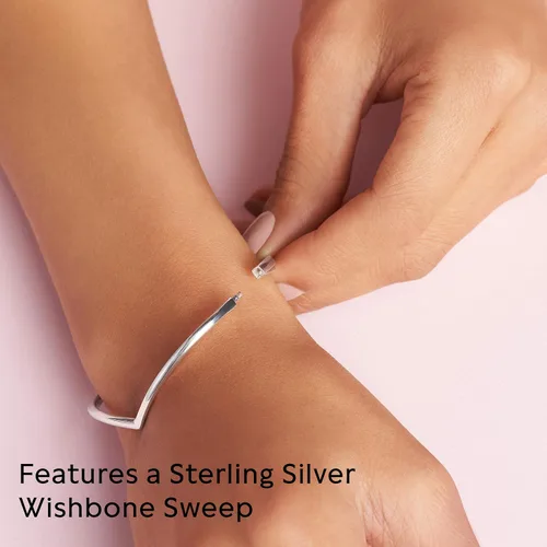 Vista 4 de PANDORA Pulsera de plata de ley pulida con diseño de hueso, joyería, Metal