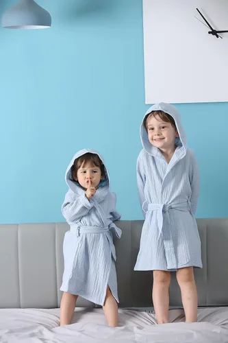 Vista 4 de Bata de baño de algodón orgánico, suave y transpirable, bata de bebé para niños, bata de muselina con capucha para niños y niñas