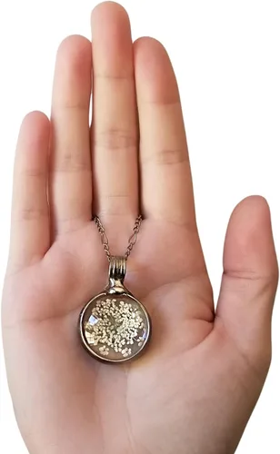Vista 19 de Queen Anne's - Collar de encaje con colgante de flor prensada real en cristal hecho a mano, joyería de flores silvestres, collares de encaje