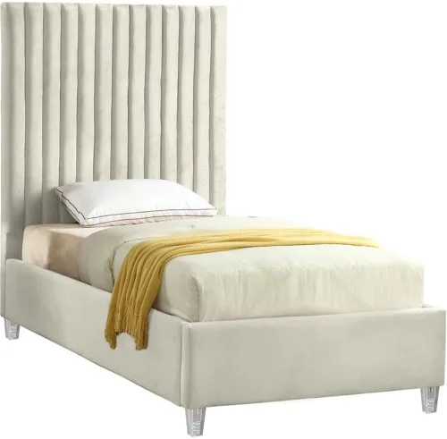 Vista 14 de Meridian Furniture CandaceCream-F Colección Candace Moderna Cama matrimonial tapizada de terciopelo contemporánea, tela de terciopelo crema
