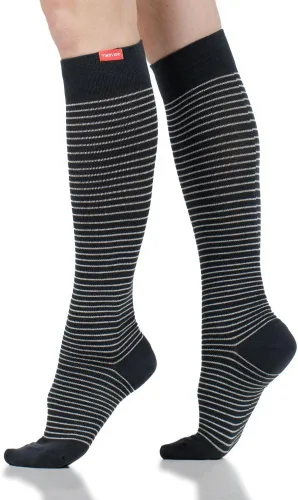 Vista 11 de VIM & VIGR Cotton 20-30 mmHg Graduated Compression Socks