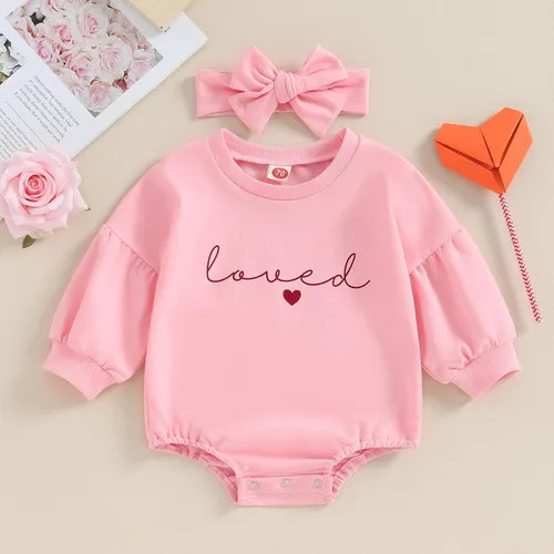 Vista 32 de Traje de bebé niña para el primer día de San Valentín, mameluco de burbujas con cuello redondo, sudadera linda para primavera y otoño