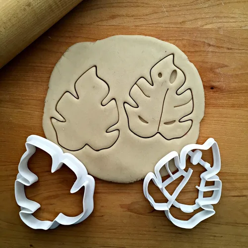 Vista 2 de Sweet Prints Inc Set of 2 Tropical Leaf Cookie Cutters - Dishwasher Safe