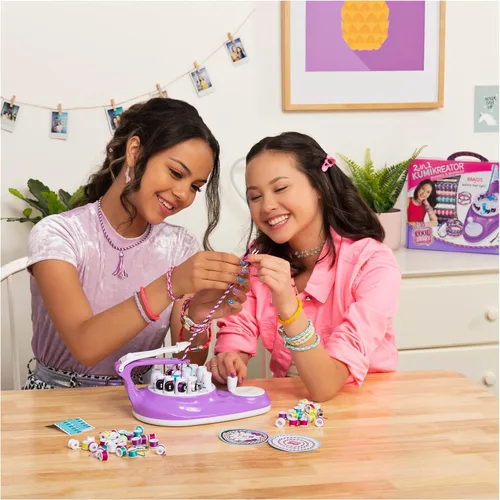 Vista 5 de Cool Maker, recambio de paquete de moda mini de caramelo KumiKreator, kit de actividades de pulseras de la amistad