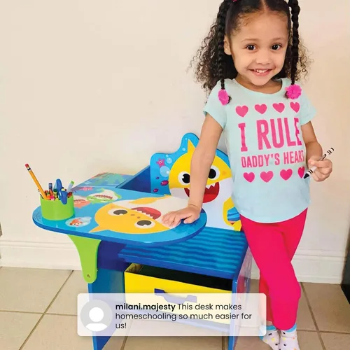 Vista 6 de Escritorio con silla Baby Shark con compartimento de almacenamiento - Ideal para artes y manualidades, hora de merienda, educación en casa, tareas